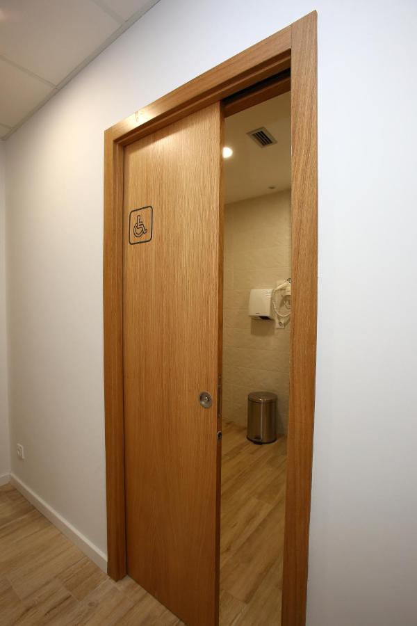 Dpaso Urban Hostel Pontevedra Luaran gambar